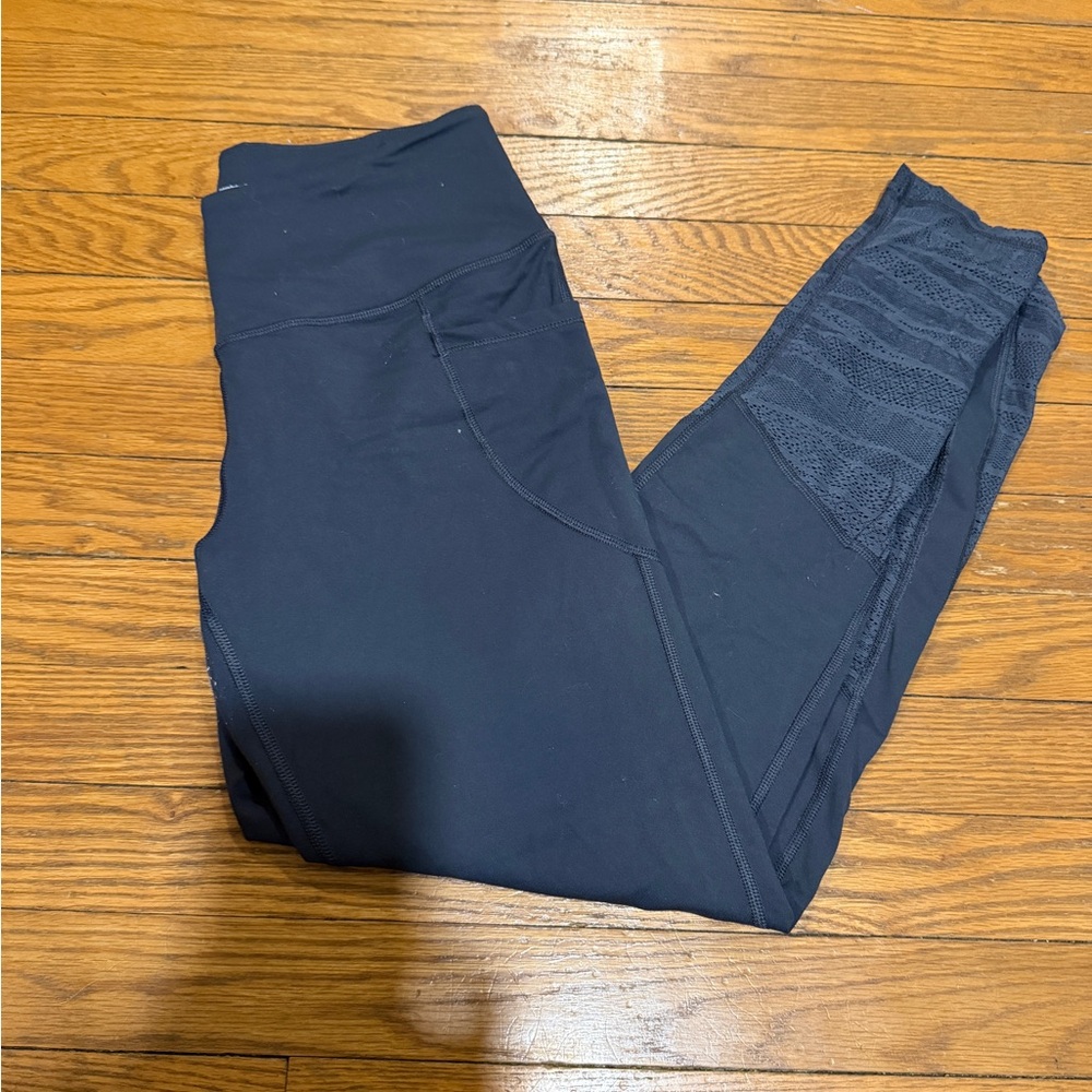 Victoria’s Secret Knockout by Victoria Sport Black Mesh Leggings | Size M